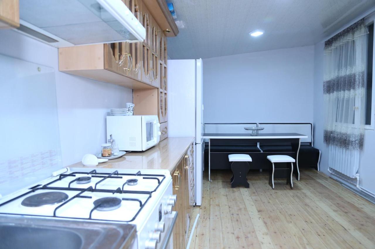 Arsego Hostel Vanadzor Esterno foto